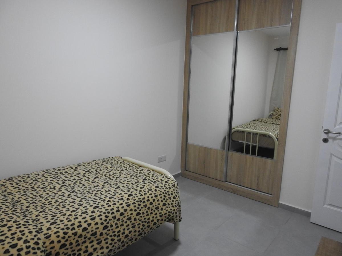 Alp Apartment 法马古斯塔 外观 照片